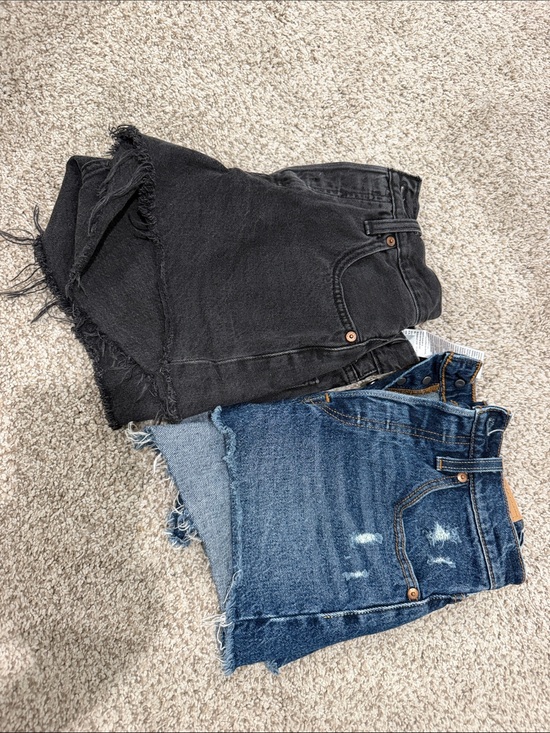 Levi's Pants - 2 pair levie shorts